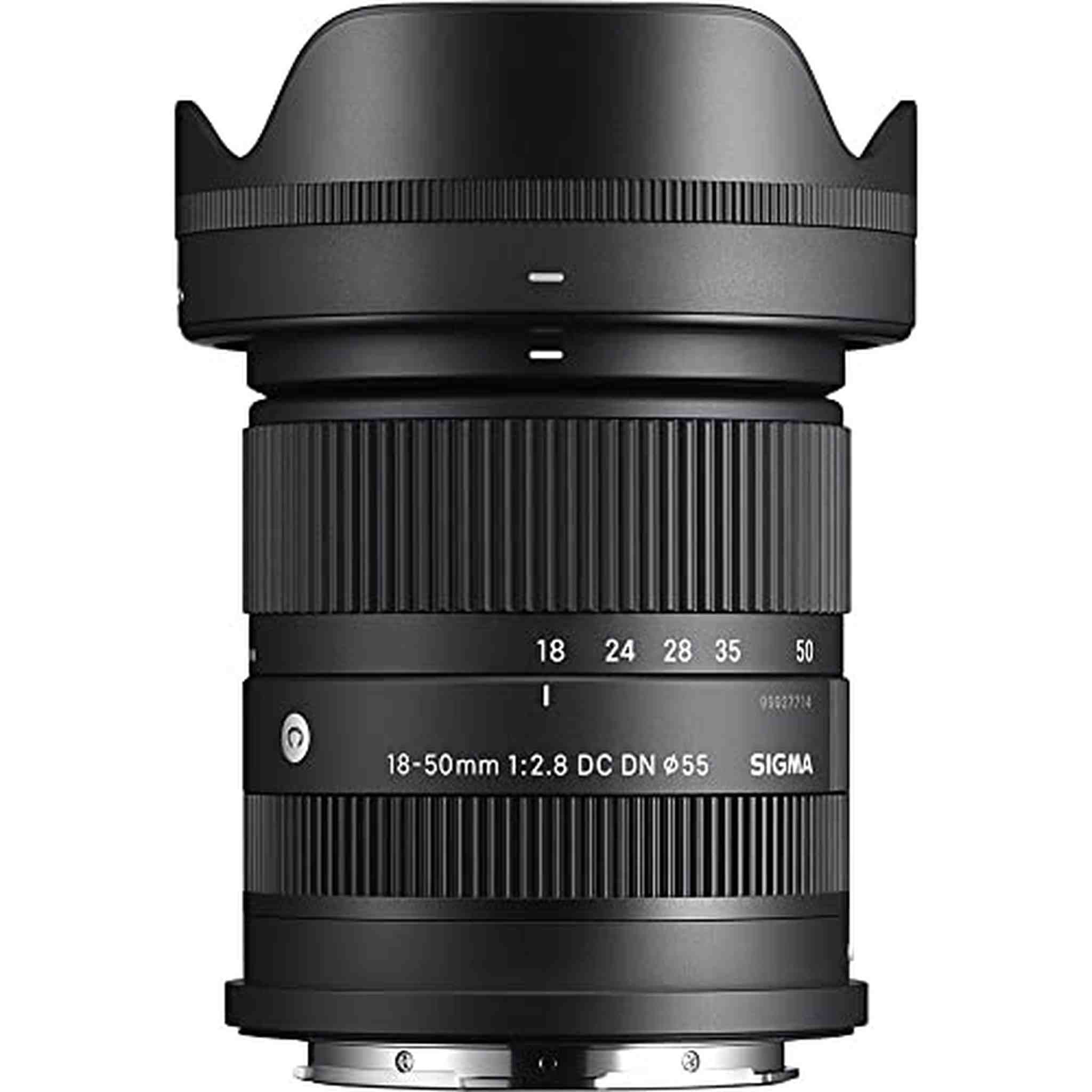 Sigma 18-50mm f/2.8 DC DN Contemporary Lens for Leica L + Accessories Sigma