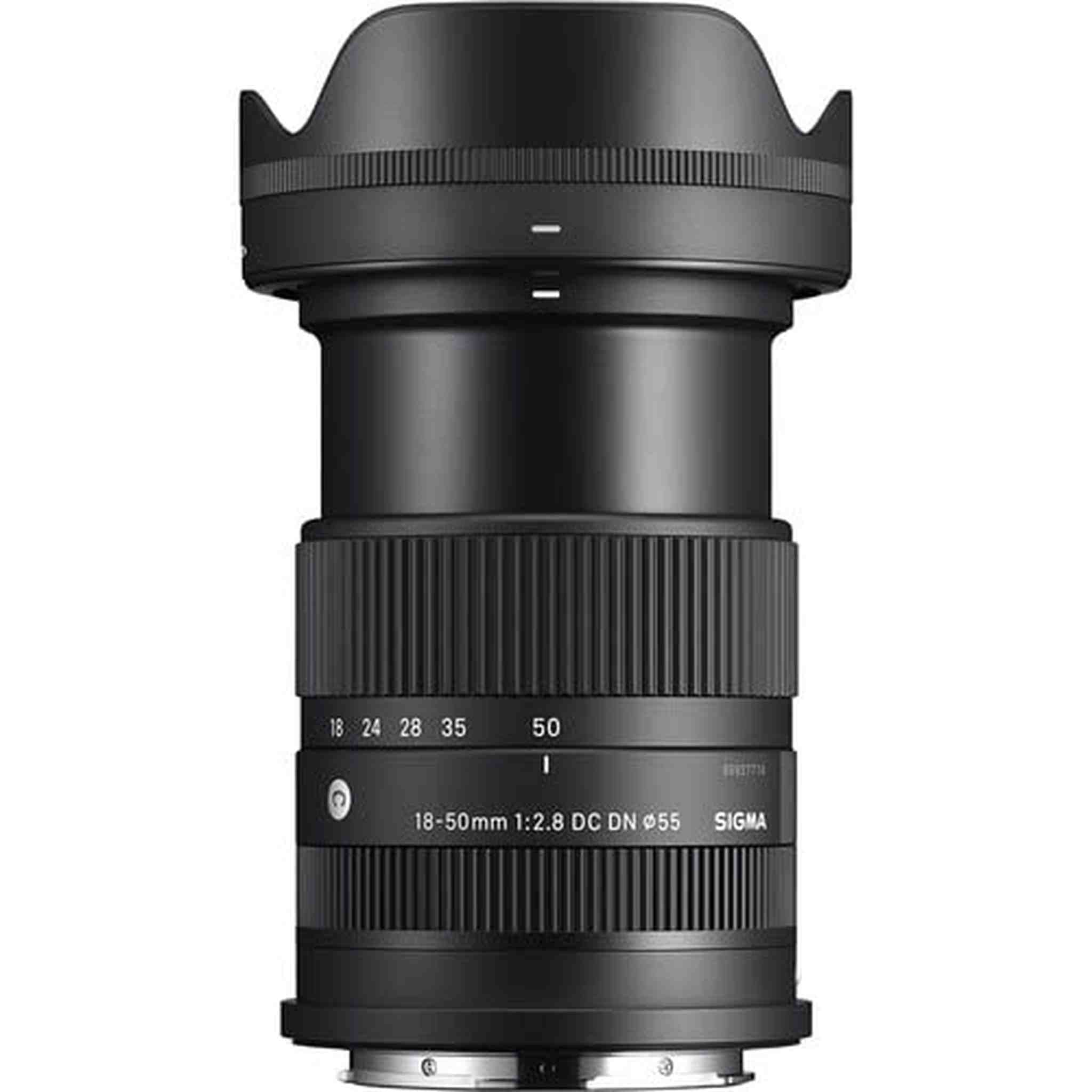 Sigma 18-50mm f/2.8 DC DN Contemporary Lens for Leica L + Accessories Sigma