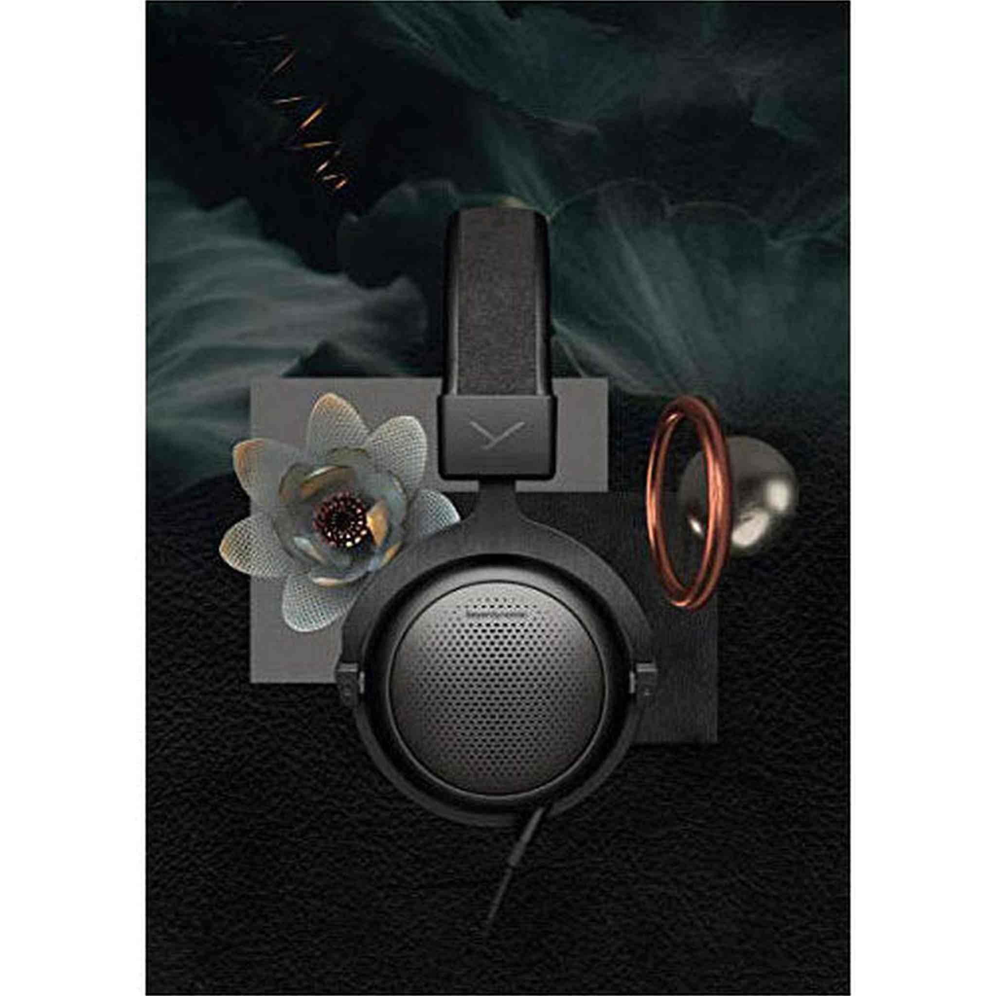 beyerdynamic T1 High-end Tesla Headphones 3rd Generation Beyerdynamic