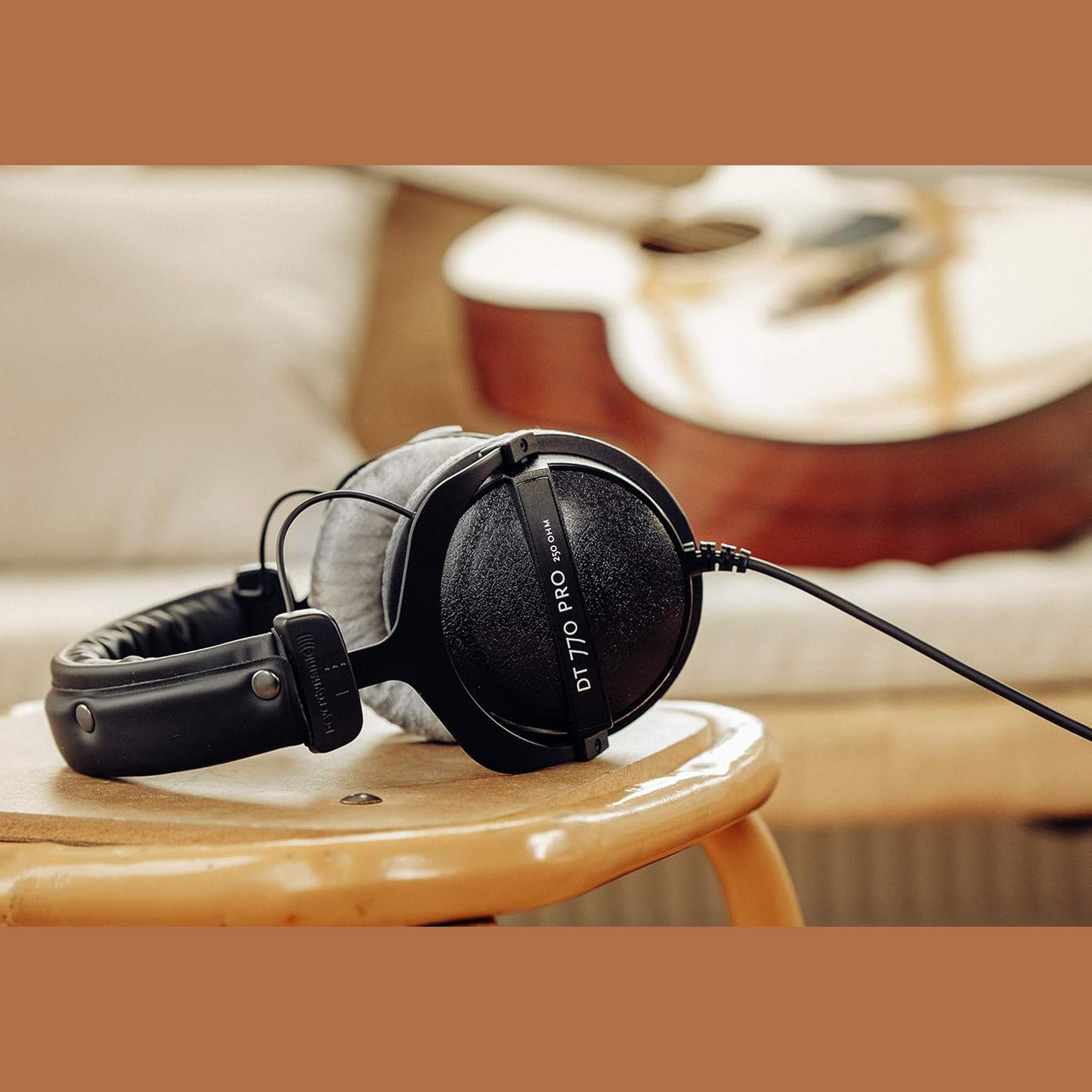 Beyerdynamic DT 770 PRO 250 Ohm Studio Headphone - 6