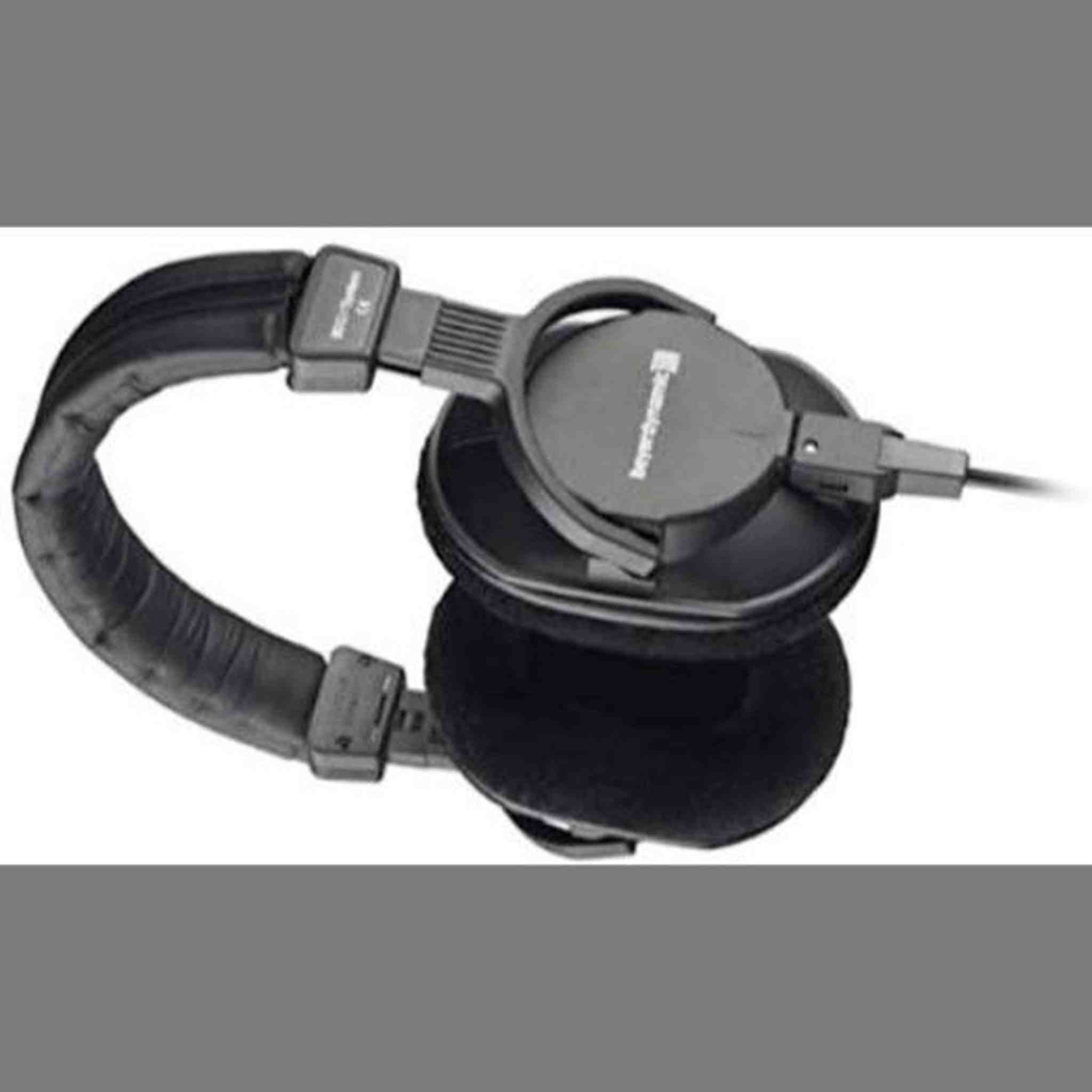 Beyerdynamic DT 250 80 Ohm Lightweight Closed Dynamic Headphones