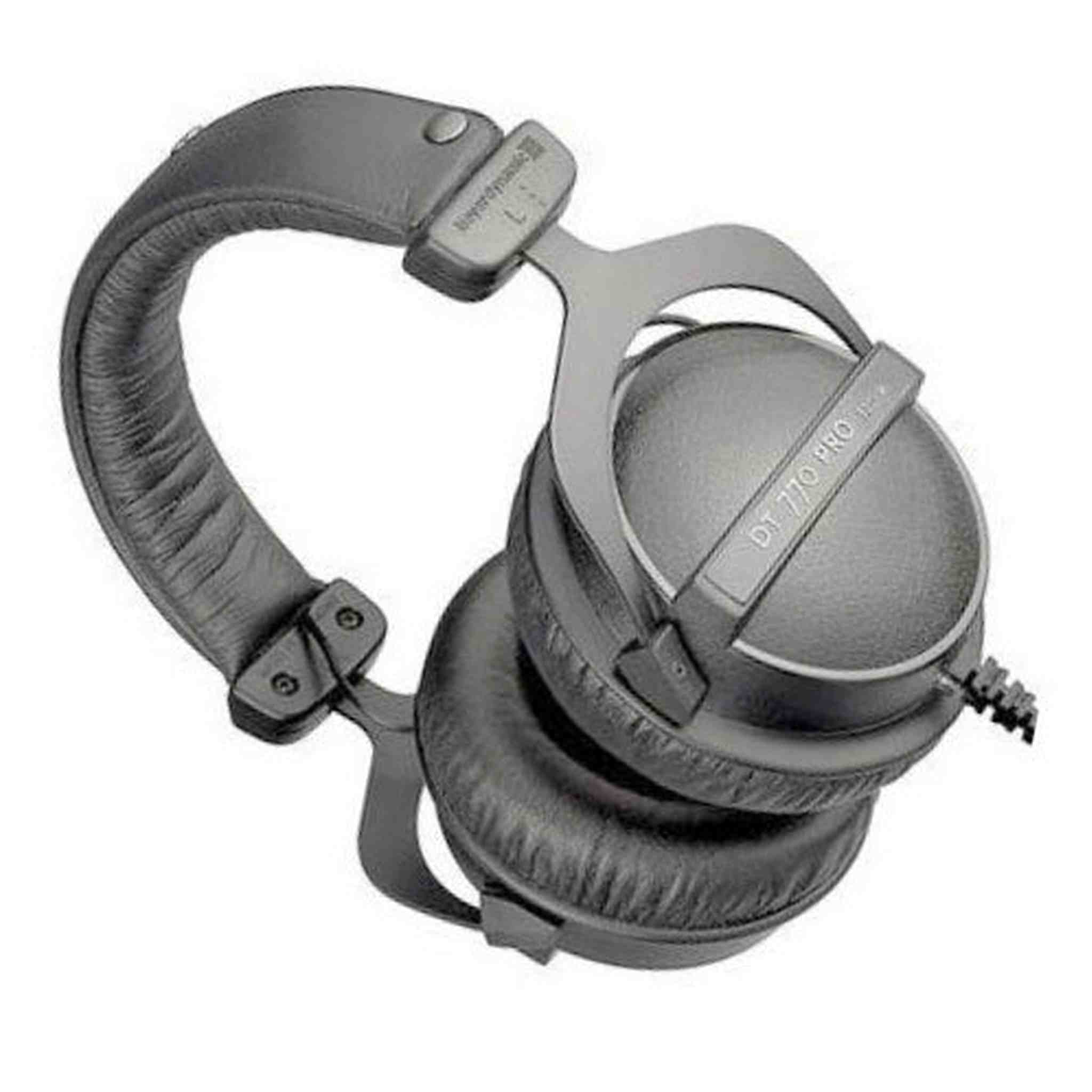 Beyerdynamic DT 770 PRO 32 Ohm Over-Ear Studio Headphones