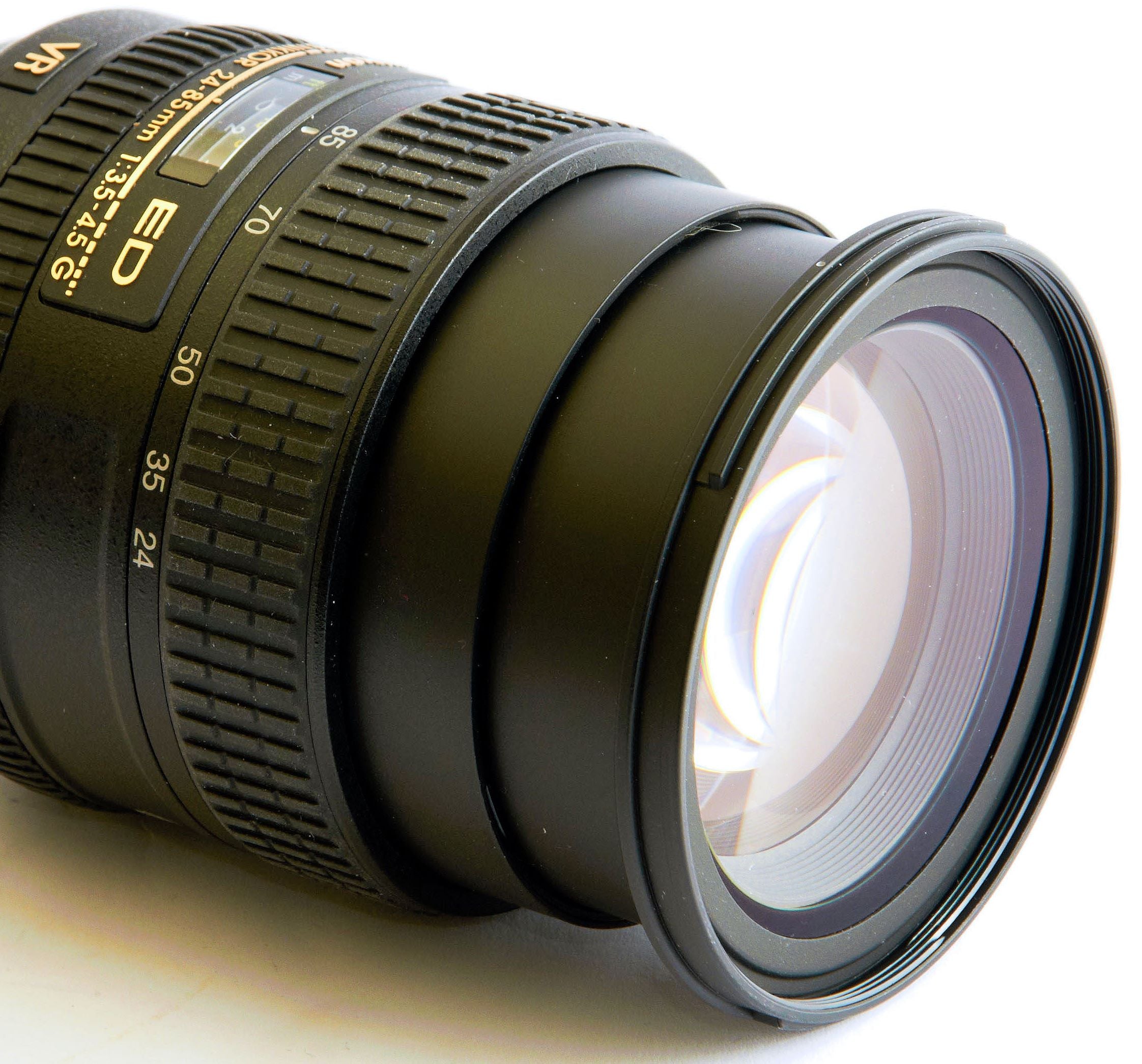 Nikon Nikkor - 24 mm to 85 mm - f/3.5 - 4.5 - Zoom Lens for Nikon F - Nikon